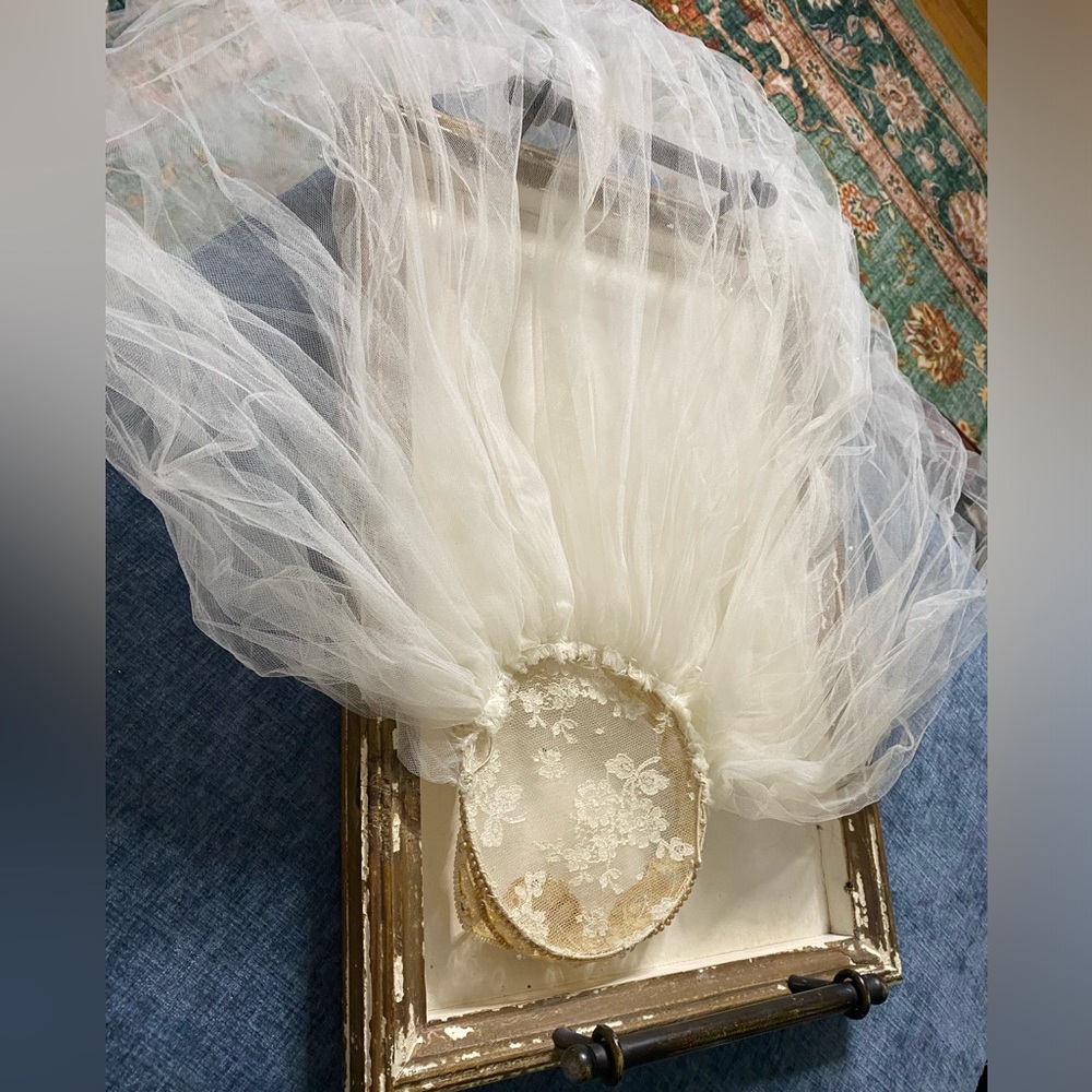 Vintage 1920’s Beaded Crown & Lace Juliet Cap Veil Bridal Veil w/ Short Tulle - Picture 7 of 8